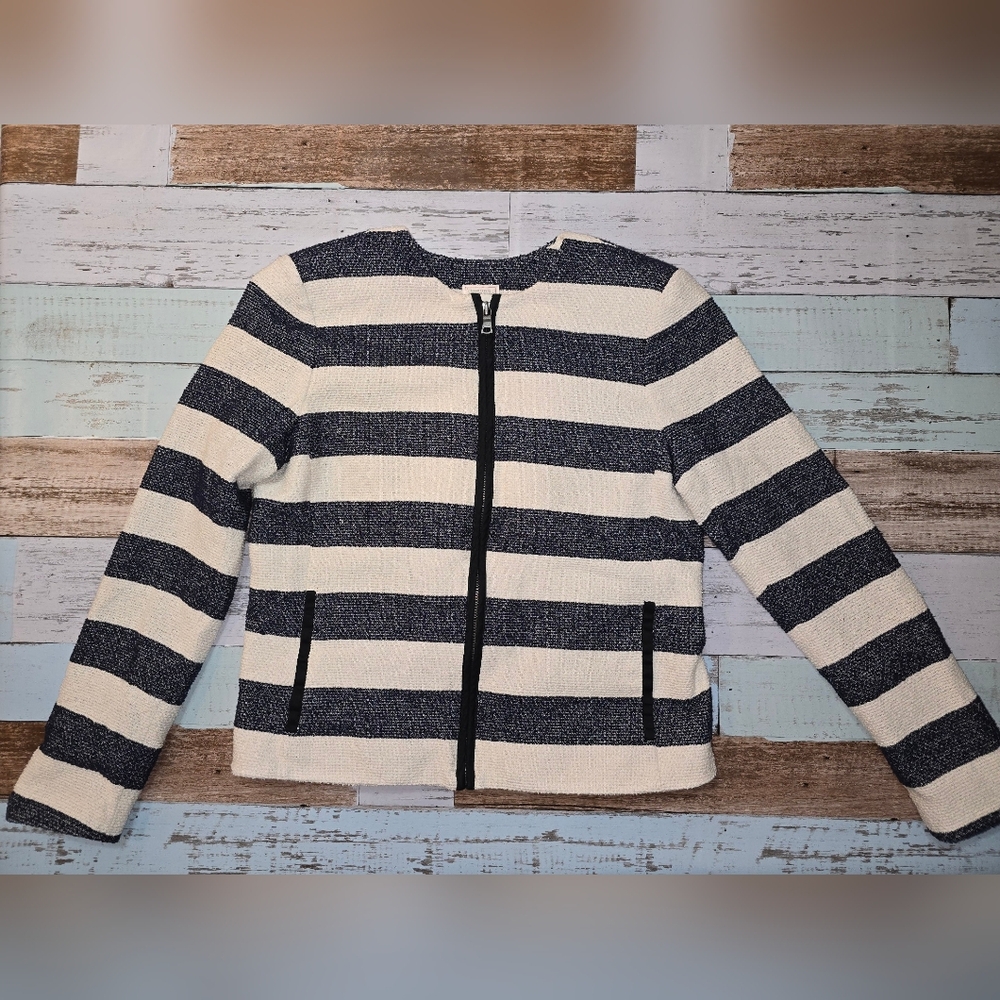 GAP Cropped Blazer